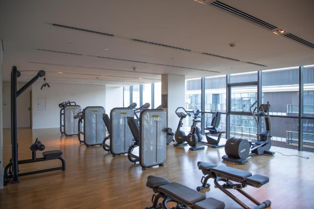Luxury Apartment With Pool, Patio & Gym In City Walk Dubaj Zewnętrze zdjęcie